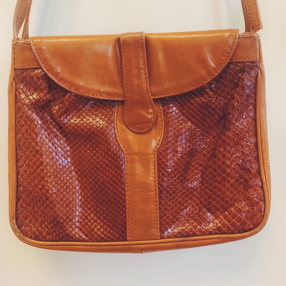 Vintage genuine leather and snake skin purse - Picture 2 of 6